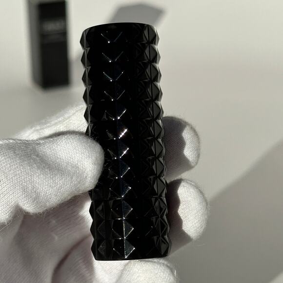 KVD Beauty Kat von D Studded Kiss Lipstick Cathedral Full Size 3.0g .10 oz BNIB - Picture 8 of 13